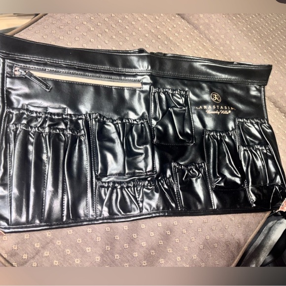 Anastasia Glossy Black makeup Brush Belt NWOT - Picture 1 of 1